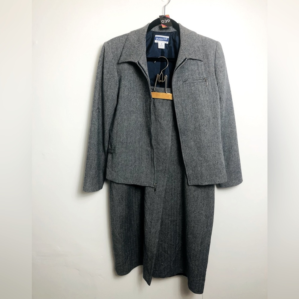 Pendleton Navy Blue Tweed Chevron Jacket And Skir… - image 2